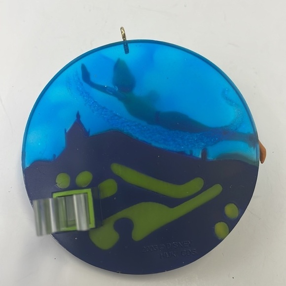 Hallmark Peter Pan ornament 2003 - Picture 2 of 4